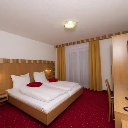 Gasthof Lanzer 3*
