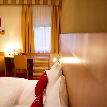 Lanzer Gasthof 3*